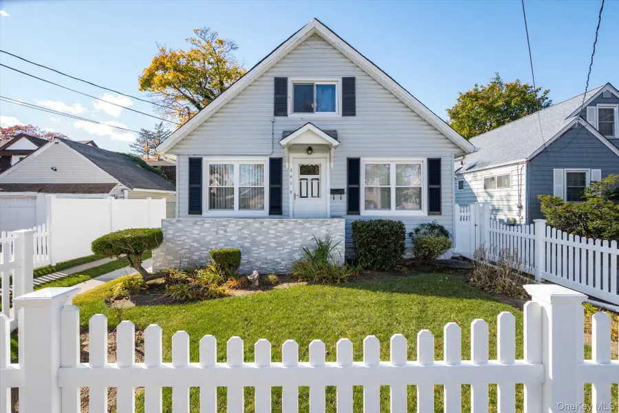 247 N Columbus Avenue, Freeport, NY 11520 - Image #3