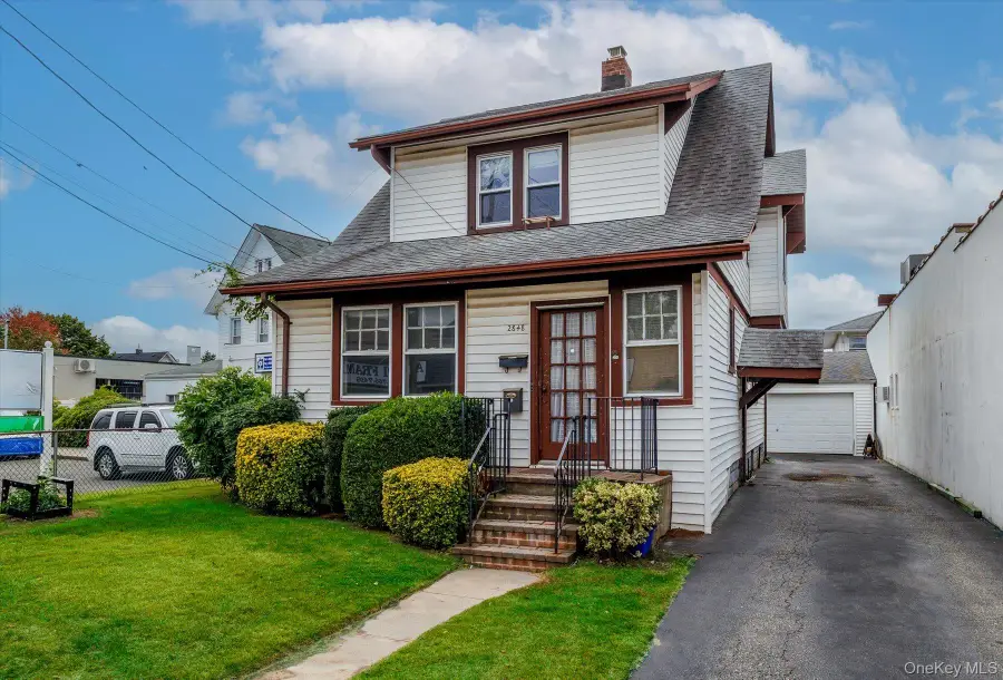 2848 Woods Avenue, Oceanside, NY 11572 - Image #2