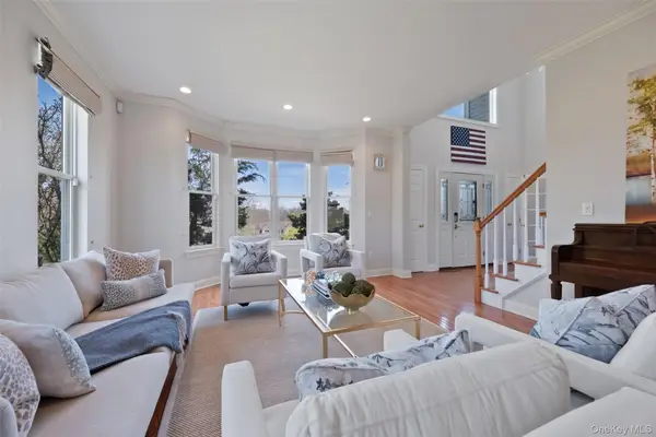 79 Victor Drive, Poughkeepsie, NY 12603