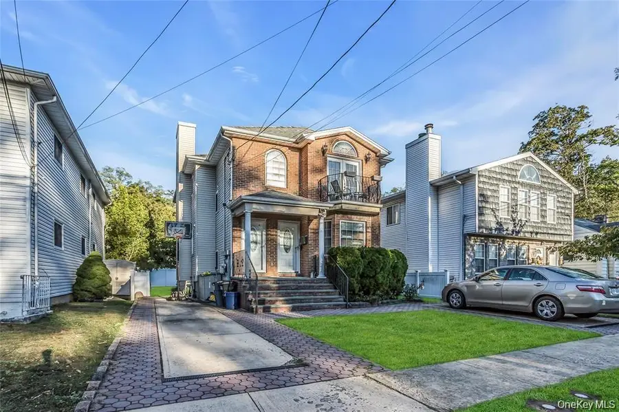 78 Edgewood Road, Port Washington, NY 11050 - Image #2