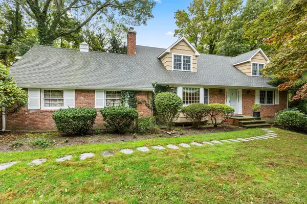 22 Woodfield Road, Stony Brook, NY 11790