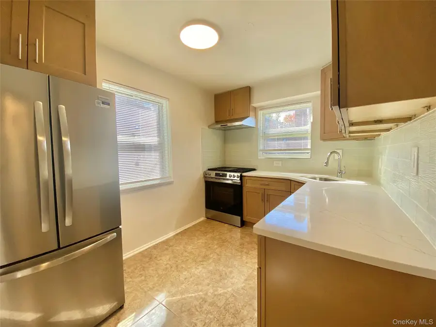 264-15 Langston Avenue #1st FL, Glen Oaks, NY 11004 - Image #2