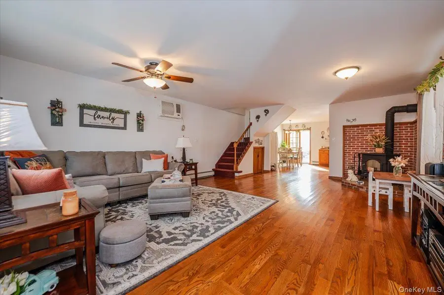 165 Davis Avenue, Inwood, NY 11096 - Image #2