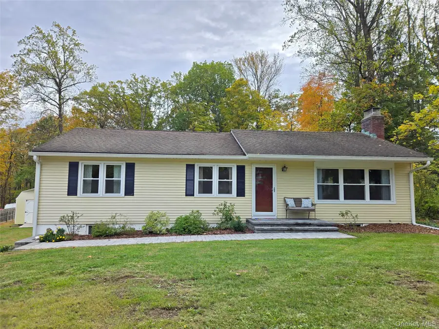 49 Colburn Drive, Poughkeepsie, NY 12603 - Image #2