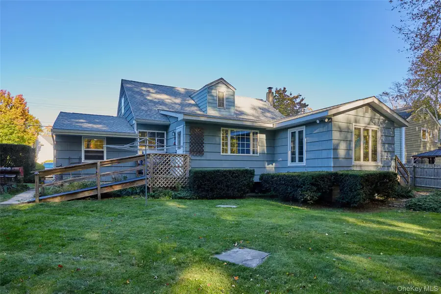 44 Morris Drive, Hyde Park, NY 12538 - Image #2