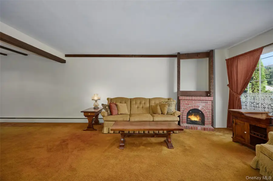 44 Morris Drive, Hyde Park, NY 12538 - Image #3