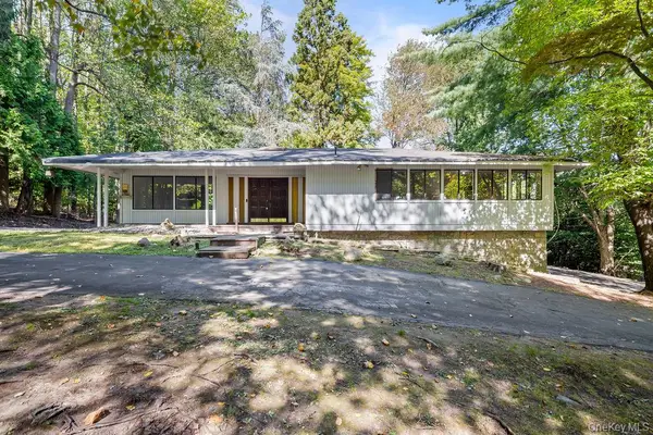 16 Wagon Wheel Drive, New City, NY 10956