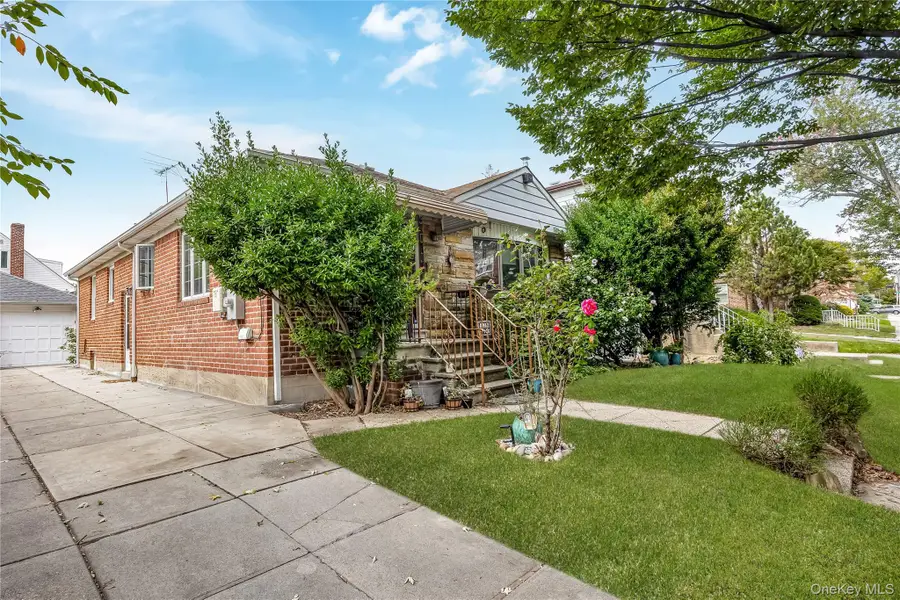 6532 170th Street, Fresh Meadows, NY 11365 - Image #2