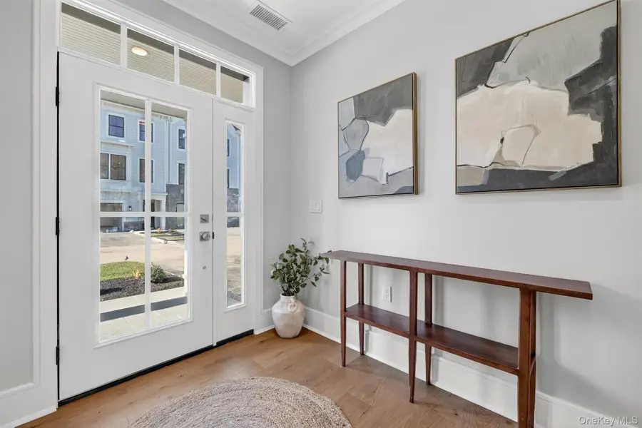 1802 Soundview Court, Yorktown Heights, NY 10598 - Image #2