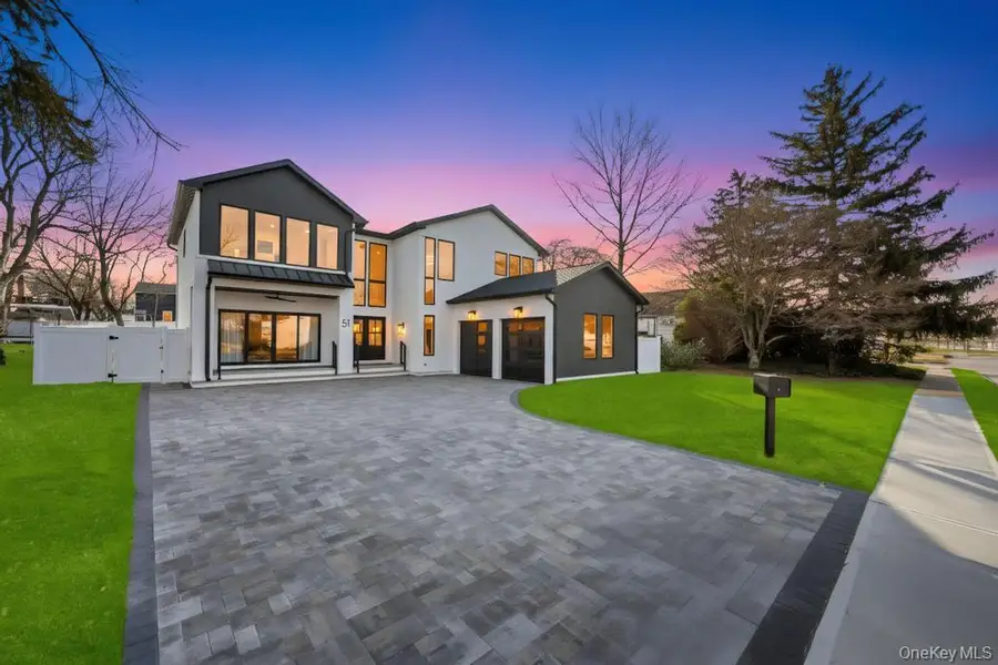 51 Stephen Drive, Plainview, NY 11803 - Image #2