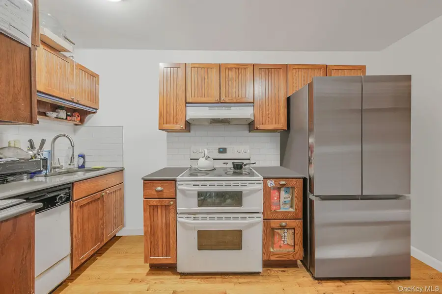 403 E 87th Street #3B, Manhattan, NY 10128 - Image #2