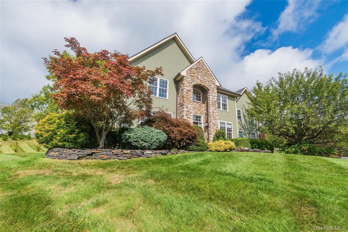 21 Castleton Drive, Highland Mills, NY 10930 - Image #1