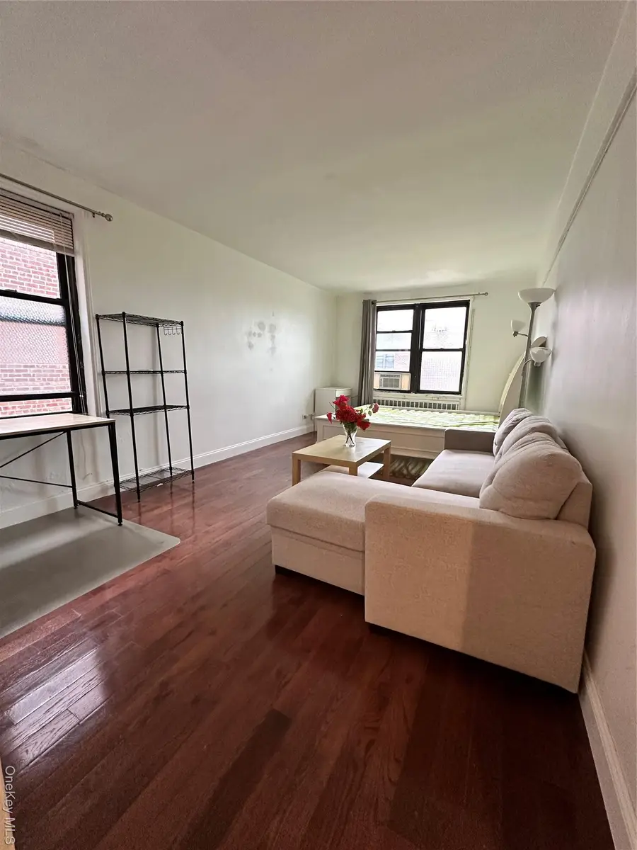 150-30 71 Avenue #5E, Flushing, NY 11367 - Image #2