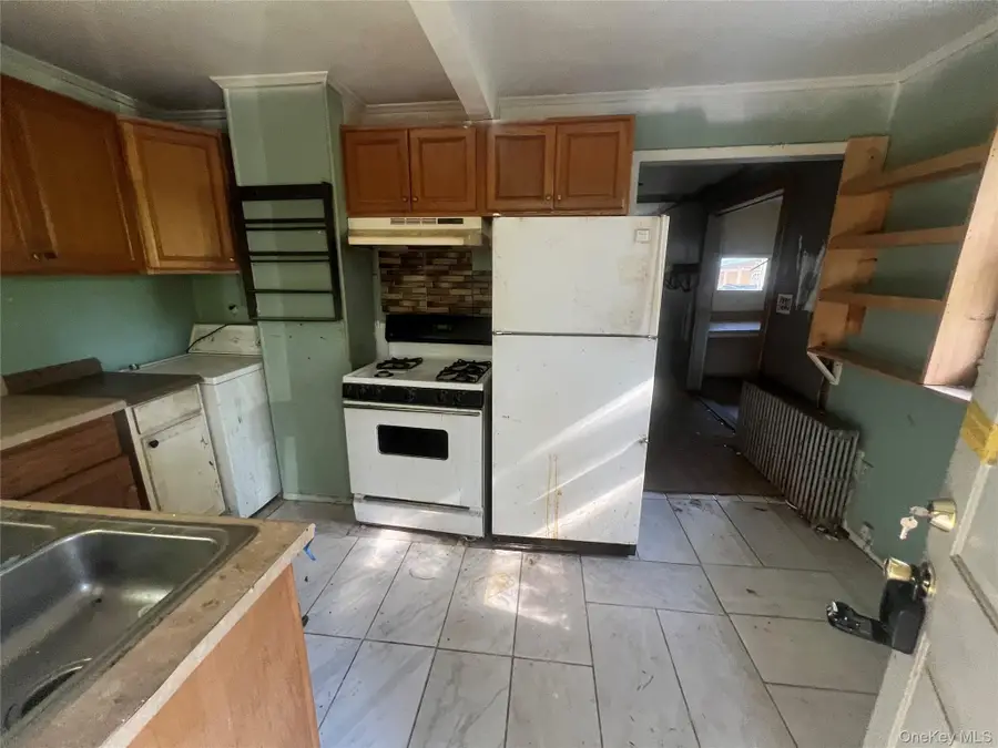 18 Hillside Place, Highland, NY 12528 - Image #3