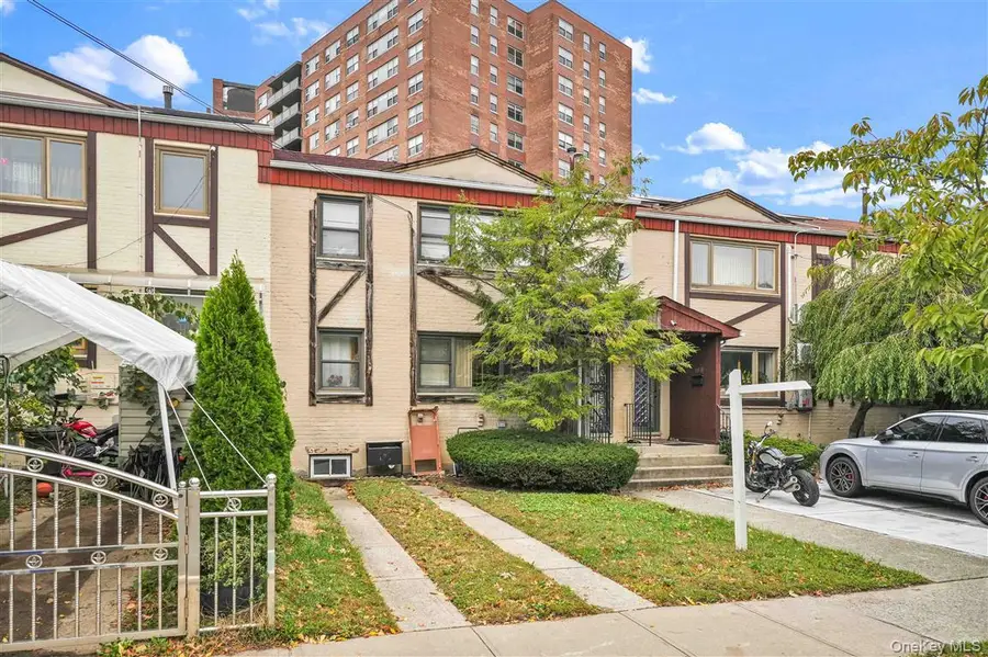 111-09A 62 Drive, Forest Hills, NY 11375 - Image #2