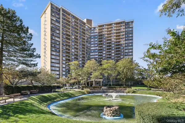 1 Bay Club Drive #12U, Bayside, NY 11360