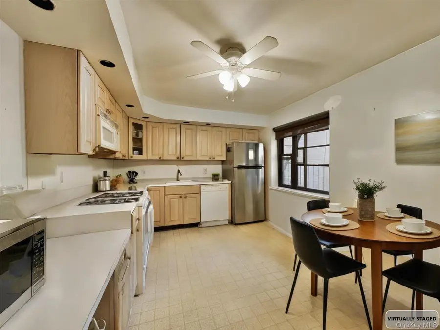 29-30 137th Street #3C, Flushing, NY 11354 - Image #3