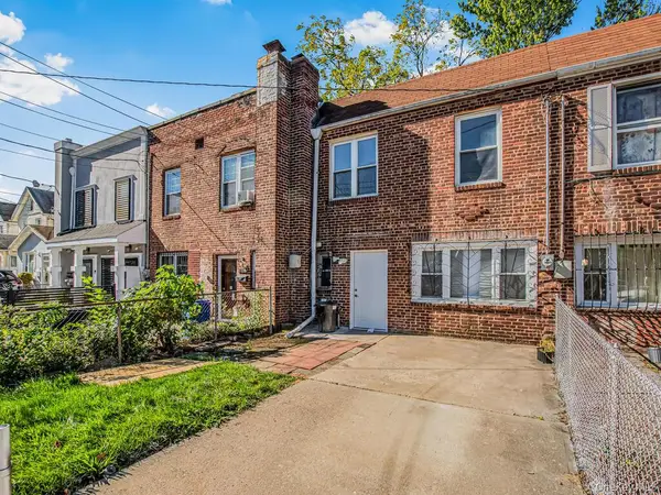 10220 189th Street, Hollis, NY 11423