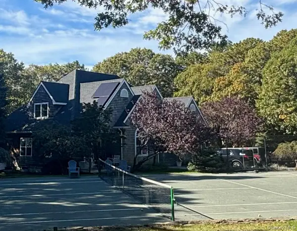 74 Lakeside Lane, Westhampton, NY 11977