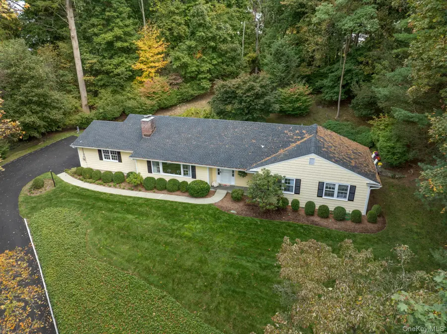 111 Seven Bridges Road, Chappaqua, NY 10514 - Image #2