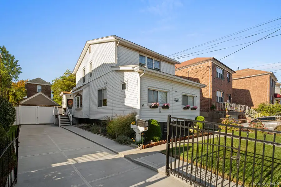 3210 Country Club Road, Bronx, NY 10465 - Image #2