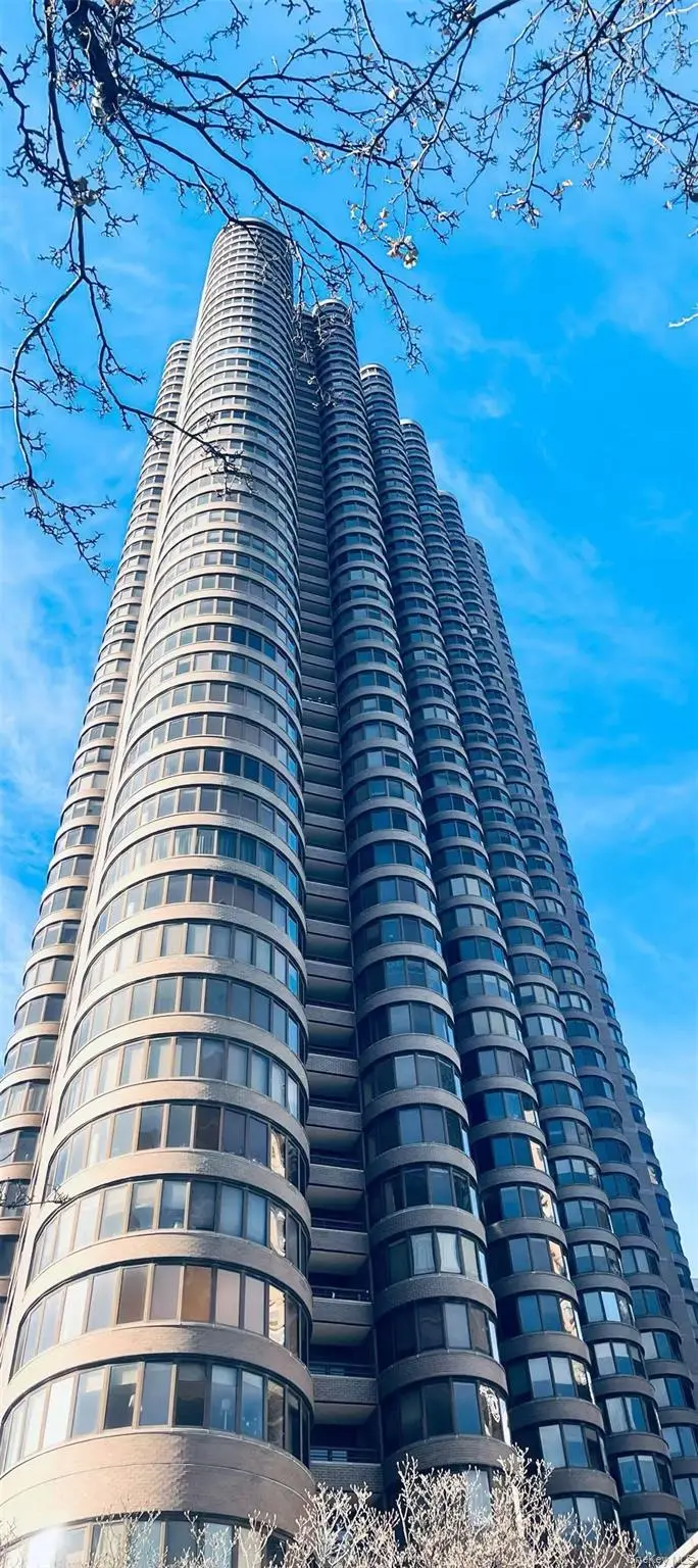 330 E 38th Street #53K, Manhattan, NY 10016 - Image #1