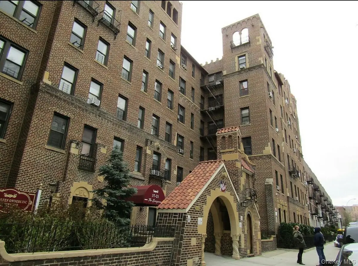 37-21 80th Street #1F, Jackson Heights, NY 11372 - Image #1