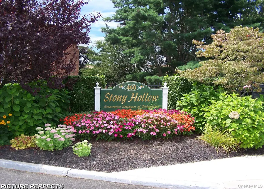 460 Old Town Road #27 P, Port Jefferson Station, NY 11776 - Image #2