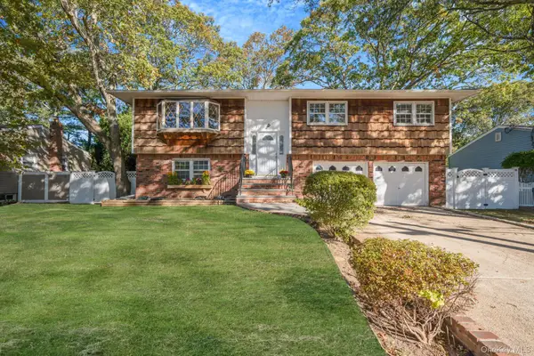 31 Virginia Court, Sayville, NY 11782