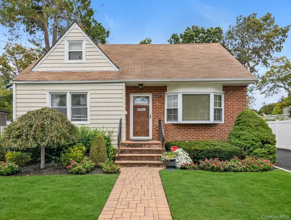 2207 Van Nostrand Avenue, Merrick, NY 11566