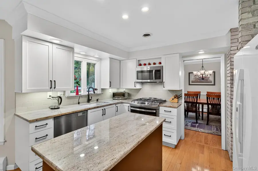 8 Camelot Drive, Goshen, NY 10924 - Image #2