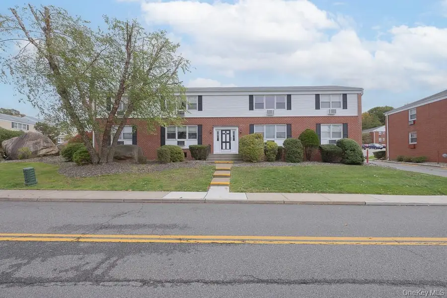 22 Bon Aire Circle #1113, Suffern, NY 10901 - Image #2