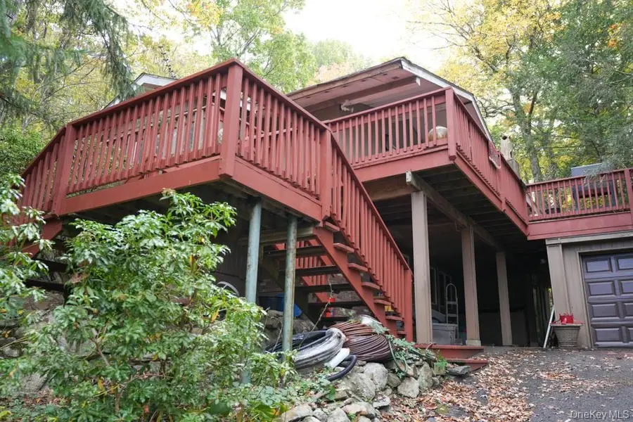 53 Cross Ridge Road, Tuxedo Park, NY 10987 - Image #2