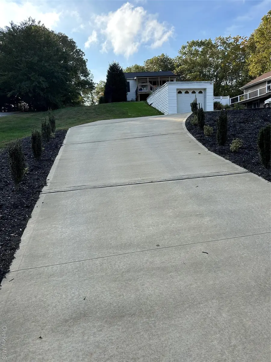 558 Meadow Road, Kings Park, NY 11754 - Image #2