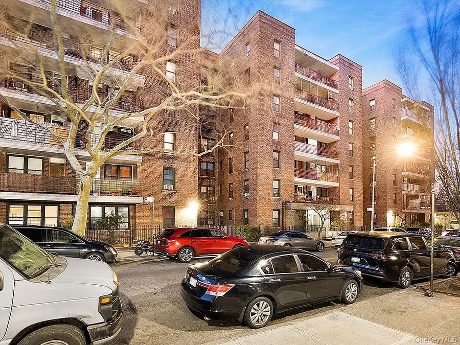 94-11 34th Road #7A, Jackson Heights, NY 11372 - Image #2