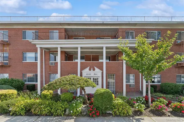 77 S Park Avenue #B2, Rockville Centre, NY 11570