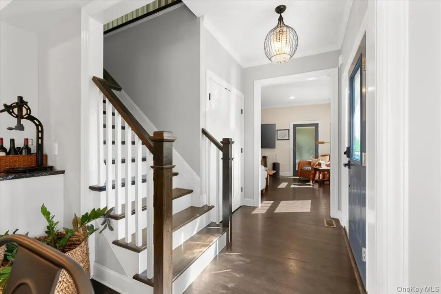 90 17th Avenue, Sea Cliff, NY 11579 - Image #2