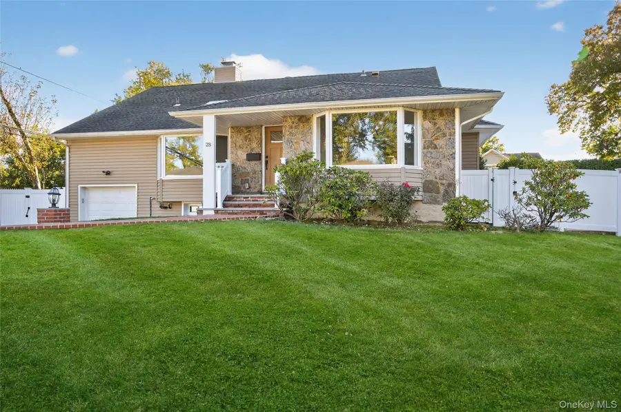 28 Maytime Drive, Jericho, NY 11753 - Image #2