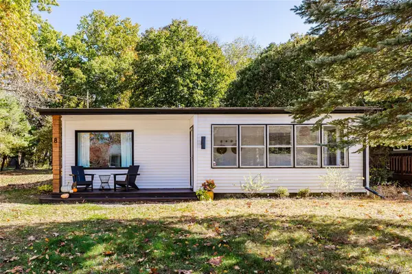 8 Lake Shore Drive, Copake, NY 12516