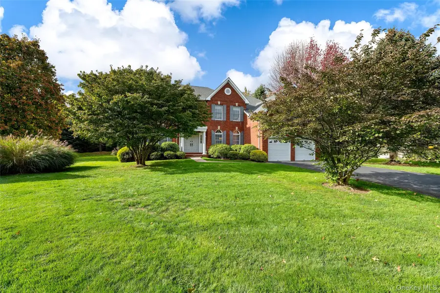 23 Inverness Court, White Plains, NY 10605 - Image #2