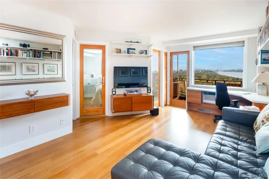 5700 Arlington Avenue #21R, Bronx, NY 10471 - Image #2