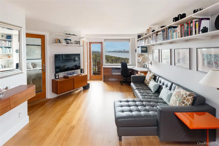 5700 Arlington Avenue #21R, Bronx, NY 10471 - Image #3