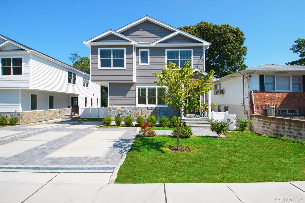 46 Linwood Road N, Port Washington, NY 11050 - Image #1