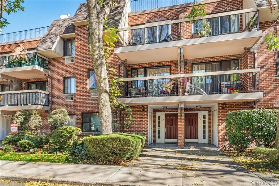 7129 Sutton Place #3, Fresh Meadows, NY 11365 - Image #2