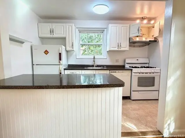 65-26B 223 Place #2, Bayside, NY 11364 - Image #3