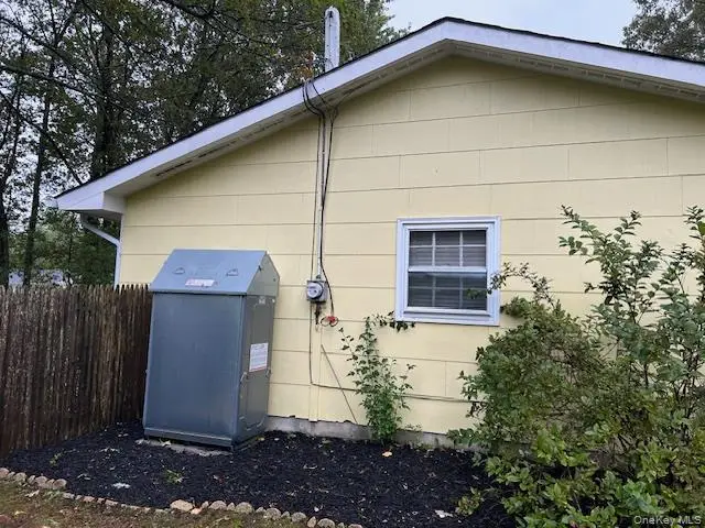 11 Westmoylan Lane, Coram, NY 11727 - Image #3