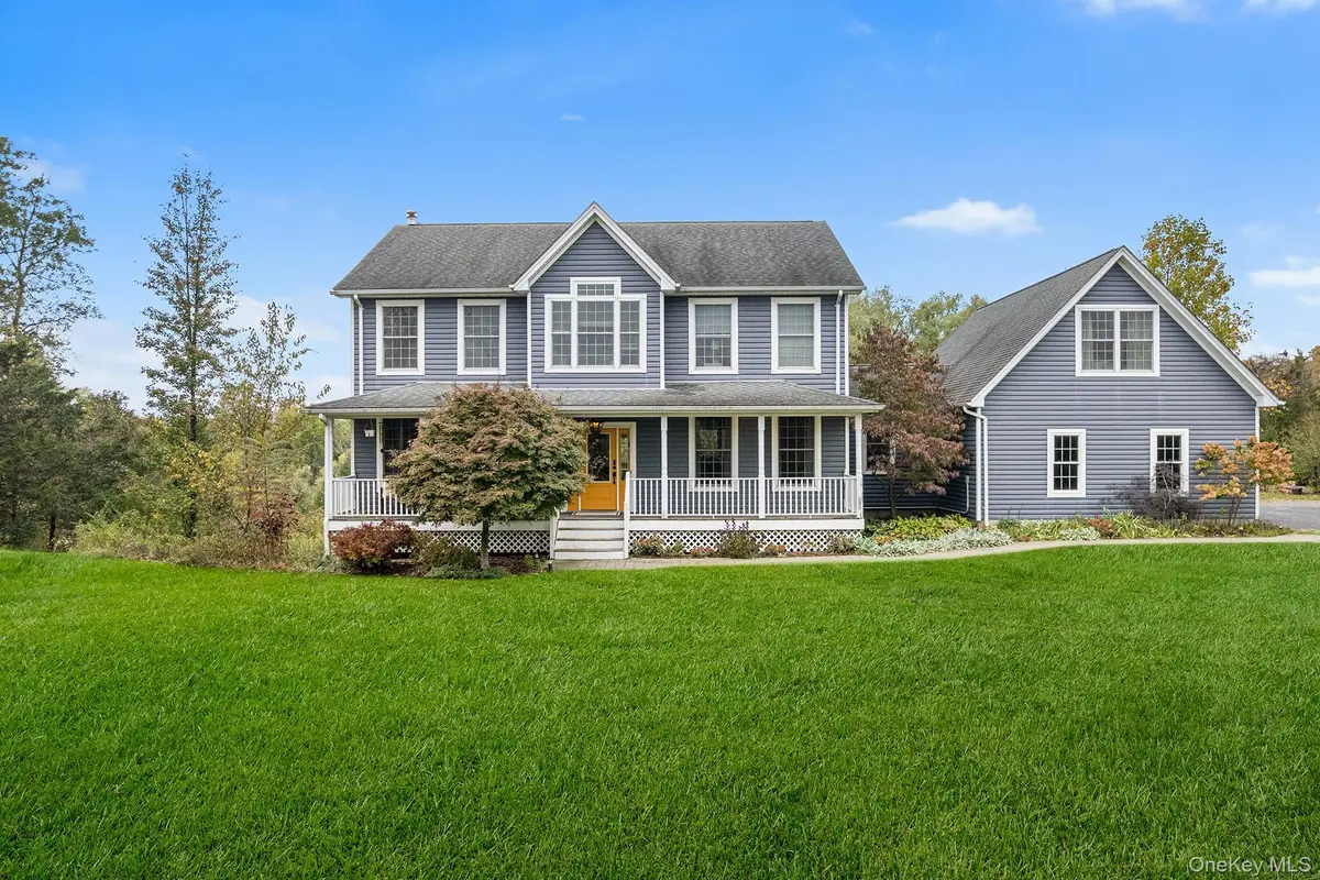 39 Eastview Lane, Red Hook, NY 12571 - Image #1