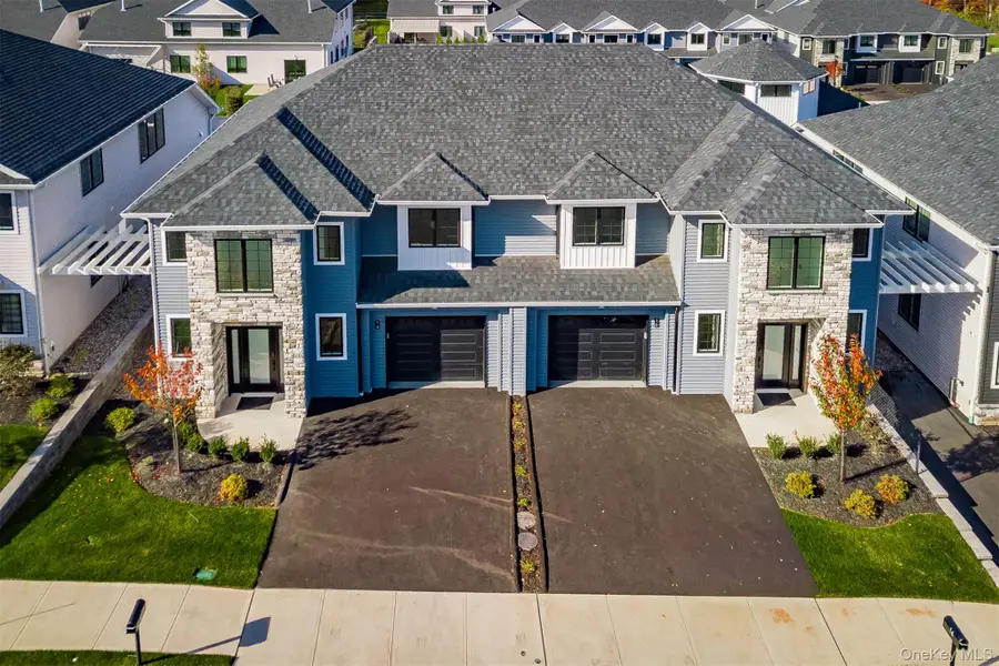 16 Silverwood Circle, Suffern, NY 10901 - Image #2