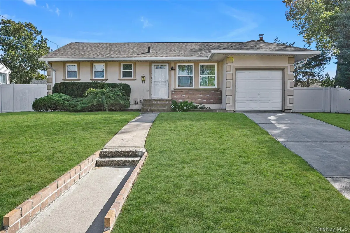 16 E Chestnut Street, Central Islip, NY 11722 - Image #1