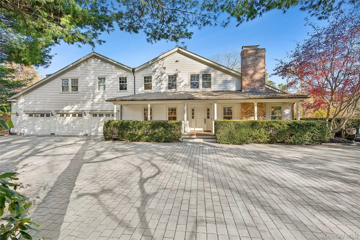 8 East Ridge Court, Westhampton, NY 11977 - Image #1